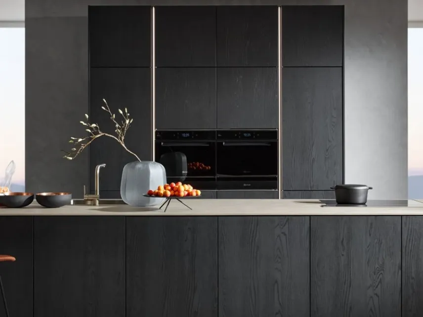 Cucina Design con isola Manhattan Oak Nero di Nolte