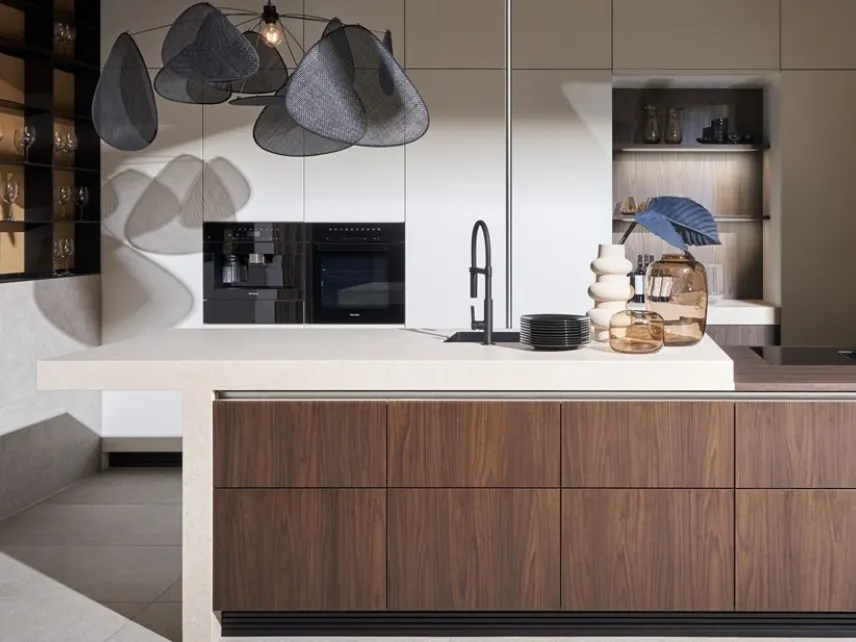 Cucina Design con penisola Neoleaf Noce di Nolte