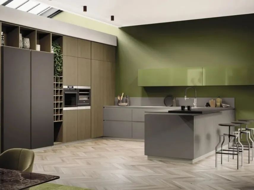 Cucina Moderna con penisola AL 32 08 in Fenix Grigio Londra e pensili in Vetro Verde Oliva di Arrex